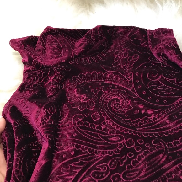 AQUA Paisley Embossed Velvet Womens Dress - Picture 6 of 6